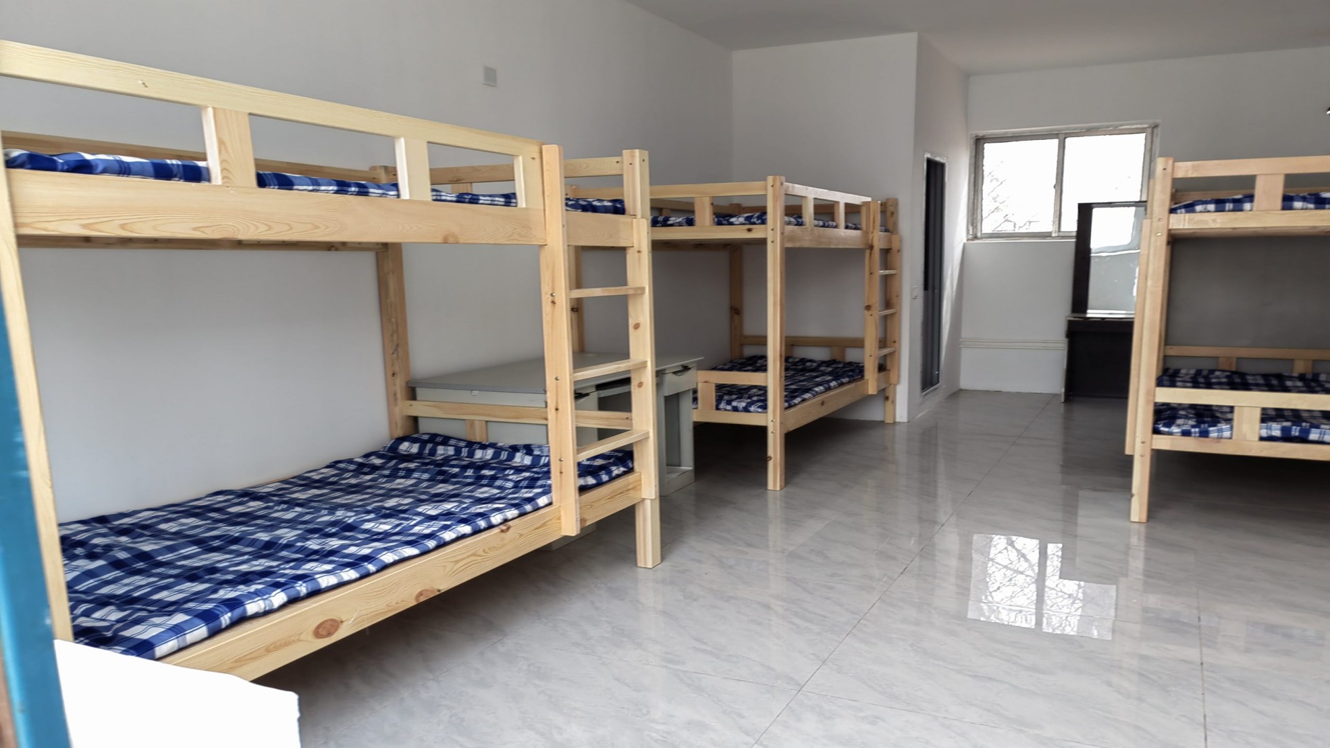 热烈欢迎北京首机场到我校选拔人才